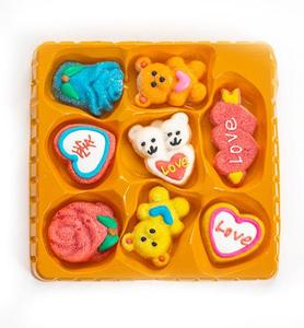 Vente en gros de beignets halal personnalisés en forme d'ours, emballage en boîte carrée de guimauves, personnalisé pour la Saint-Valentin - Product Image 4