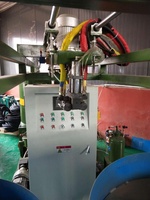 Machine d'injection de polyuréthane pour roues en mousse, machine de centrifugation et de moulage de pneus