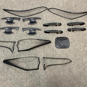 ชุดอุปกรณ์ตกแต่งภายนอกรถยนต์คุณภาพสูง วัสดุ ABS พลาสติก สำหรับรถยนต์ Fortuner - Product Image 6