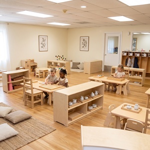 Muebles <span class=keywords><strong>de</strong></span> Madera para Aula Preescolar Nórdica, Juego <span class=keywords><strong>de</strong></span> Mesa y Sillas, Guardería, Centro <span class=keywords><strong>de</strong></span> Aprendizaje Temprano, Escritorio <span class=keywords><strong>de</strong></span> Actividades y Estudio - Product Image 1