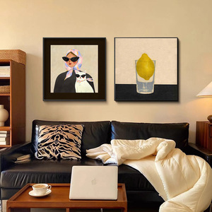 Cuadro de Pared de Mujer y Gato Estilo Moderno de Mediados de Siglo, Arte Retro, Lienzo Enmarcado para Decoración de Sala de Estar, Dormitorio y Hogar - Product Image 2