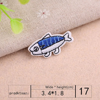 Patch brodé visage de chat individuel vendu séparément, thermocollant ou à coudre, motif animal pour la décoration de vêtements et sacs à dos