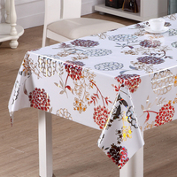 Nappe en PVC RNPT avec fleurs violettes imprimées au laser et feuilles dorées, surface blanche et support en tissu pour la salle à manger