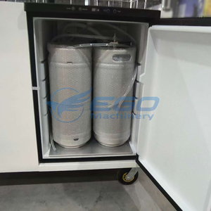 Remorque alimentaire mobile personnalisée pour la vente de bière et de nourriture, avec grande autonomie, pour l'extérieur et dotée de roues robustes - Product Image 4