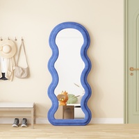 Cadre en tissu de flanelle de Style nordique forme ondulée pleine longueur grand miroir de salon autoportant miroir décoratif d'approvisionnement d'usine