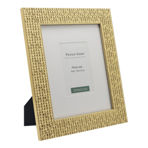 Cadre <span class=keywords><strong>photo</strong></span> PS doré moderne de style simple Cadres en plastique 5x7 8x10 bon marché du fabricant pour décoration murale de table - Product Image 1