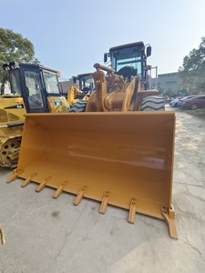 รถตักล้อยาง Caterpillar 966H มือสองยอดนิยม นำเข้าจากญี่ปุ่นแท้ พร้อมโหลดหน้า รับน้ำหนักได้ 6 ตัน กำลังลดราคา - Product Image 5