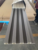 WPC Panel de pared acanalado Interior Techo Tablero de pared Decoración Panel de pared WPC
