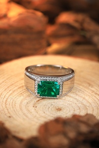 Anneaux pour hommes faits à la main de haute qualité à <span class=keywords><strong>prix</strong></span> abordable, anneau en émeraude créée en laboratoire, diamants de 6 carats, cadeaux pour homme, fête des pères - Product Image 3