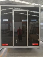 Remorque alimentaire commerciale de type caisson avec suspension à essieu torsionnel et coupleur robuste