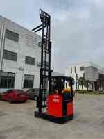 Reach Stacker 2T ETM120 : Levage 6m, Mât Triplex, Batterie Plomb-Acide 48V/500Ah, Contrôleur Curtis, Caméra.