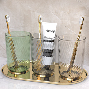 ชุดแก้วแปรงสีฟันหรูหรา แบบสามช่อง ขนาด 101-200 มล. ดีไซน์ทนทานต่อการแตกหัก สำหรับใช้ในบ้านและโรงแรม - Product Image 1