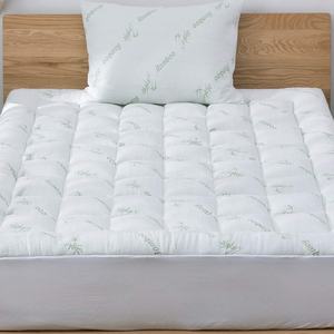 <span class=keywords><strong>Protector</strong></span> de cama impermeable de fibra de bambú, Jacquard, transpirable, cómodo, con bolsillo profundo, cubierta superior de colchón - Product Image 5