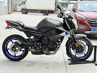 Moto d'occasion Yamaha XJ6 600cc, confortable pour les trajets quotidiens, à essence, en promotion