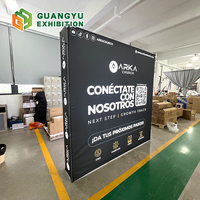 Présentoir LED 10x10 pop-up pour salon professionnel, toile de fond rétroéclairée, stand d'exposition, présentoirs lumineux SEG, caissons lumineux LED pour exposition