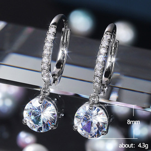 Orecchini Pendenti Corti Minimalisti Rotondi Scintillanti per Donne, Stile Fresco, Gioielli per Orecchie alla Moda per Uso Quotidiano - Product Image 5