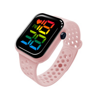 Montre numérique LED carrée en plastique pour femmes, hommes et enfants, logo personnalisé 2025, tendance, vente chaude, cadeau cool, montre-bracelet