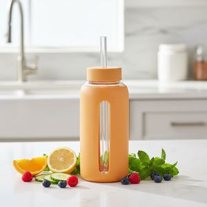 Bouteille d'eau en verre borosilicate écologique incassable à large ouverture 2-en-1 anti-fuite avec manchon en silicone 800 ml pour le sport - Product Image 1
