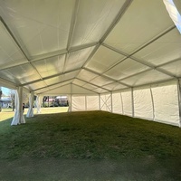 Tente de réception temporaire de 25 m de large avec toit en PVC et fenêtre, tente blanche en aluminium à portée libre pour événements et mariages