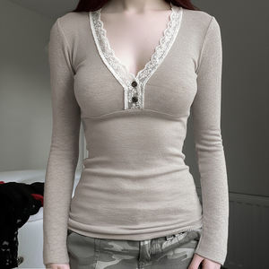 French Sweet Lace Trim Patchwork Short <b>V</b> <b>Neck</b> Long Sleeve <b>T</b>-<b>Shirt</b> Slim Fit Vintage Style Basic Top for Spring Autumn Layering - Product Image 3