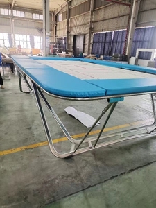 <span class=keywords><strong>Trampoline</strong></span> rectangulaire de <span class=keywords><strong>gymnastique</strong></span> certifié FIG de haute qualité <span class=keywords><strong>Trampoline</strong></span> standard Tumbling <span class=keywords><strong>Trampoline</strong></span> pour la <span class=keywords><strong>compétition</strong></span> - Product Image 5