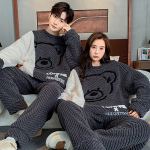 Pijamas de Navidad al Por Mayor para Familia, Pijamas a Juego para Parejas, Ropa de Dormir de Franela Cálida de Invierno para Enamorados - Product Image 4