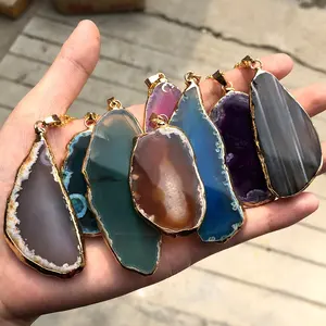 Colorful Irregular Colored Agate Slice Druzy Pendant Plated Gold Rim Pendant Necklace For Fashion Women Jewelry