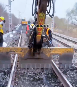 Equipo <span class=keywords><strong>de</strong></span> Mantenimiento para Cambiadores <span class=keywords><strong>de</strong></span> Rieles, Maquinaria Ferroviaria, Medidor <span class=keywords><strong>de</strong></span> <span class=keywords><strong>Ancho</strong></span> <span class=keywords><strong>de</strong></span> Vía, Maquinaria Ferroviaria, Parte Delantera <span class=keywords><strong>de</strong></span> Excavadora - Product Image 6