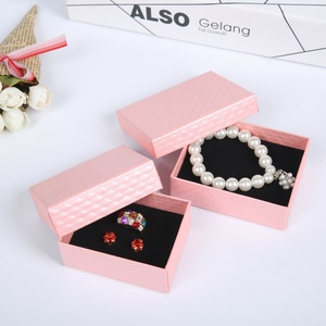 Coffret à bijoux en papier avec logo personnalisé, doublure en éponge tendance, finition mate, pour bague/boucles d'oreilles/collier, emballage cadeau, plusieurs couleurs - Product Image 2