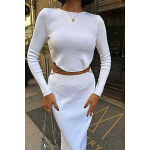 Conjunto de Vestido Elegante de Punto para Mujer, Manga Larga, con Detalle de Cadena, Negro, Blanco, Borgoña - Product Image 5