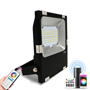 Projecteur LED extérieur de jardin 2023 RGB+CCT 30W Zigbee <span class=keywords><strong>PRO</strong></span> IP65 avec température de couleur 2700-6500K et garantie de 3 ans - Product Image 1