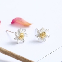 ED901-s925 Anting-Anting Perak Sterling Elegan Berbentuk Bunga Anting-Anting Emas Perhiasan Perak Wanita Aksesori Telinga