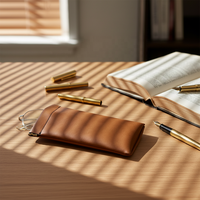 Étui à lunettes en cuir PU souple gravable au laser avec fermeture à ressort, étui à lunettes de soleil portable pour les voyages et l'usage quotidien