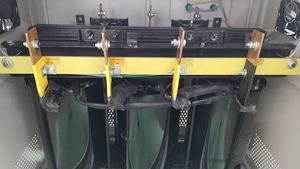 Transformateur triphasé 380V vers 220/415/440V/480V/690V/660V 200KVA/300KVA/500KVA/800kva 50/60HZ Transformateur sec isolé - Product Image 4