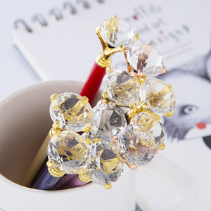 Stylo bille rotatif multicolore haut de gamme en métal avec grand diamant sur le dessus, personnalisable avec logo, idéal pour cadeau promotionnel d'entreprise - Product Image 2