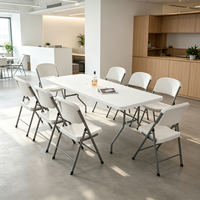 Tables de banquet pliantes en plastique rondes et rectangulaires à bas prix avec housse de table pour la vente, tables et chaises de mariage