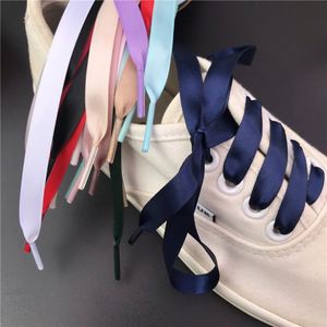 Nouvelles baskets unisexes 2025 pour enfants et adultes, lacets plats en ruban, nouveau matériau en soie satinée et polyester - Product Image 3