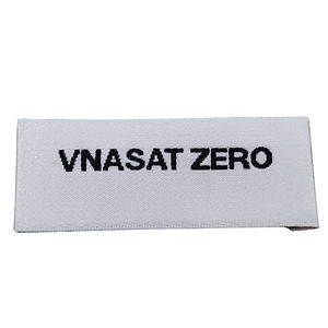 Marchio di lusso personalizzato <span class=keywords><strong>ricamato</strong></span> marchio tessuto etichetta e Tag per abbigliamento lavabile con taglio Laser bordo per capi di fascia alta - Product Image 6