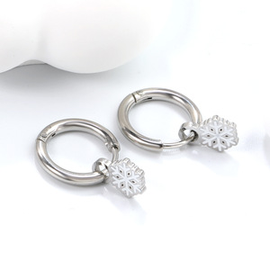 Boucles d'oreilles flocon de neige en alliage de zinc, design simple pour femmes, bijoux tendance - Product Image 3