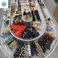 Présentoirs cosmétiques LED écologiques à succès avec dos en verre pour salons de coiffure et vitrines