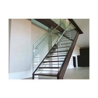 Escalier abordable à poutres doubles/à double face pour petits espaces, avec une montée droite et un design compact
