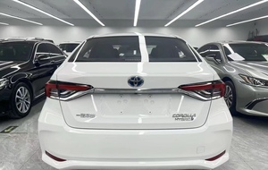 <span class=keywords><strong>Toyota</strong></span> Corolla 1.8L hybride d'occasion <span class=keywords><strong>2022</strong></span> |   Blanc |   50 000+ KM |   Bon état |   pour l'exportation - Product Image 6