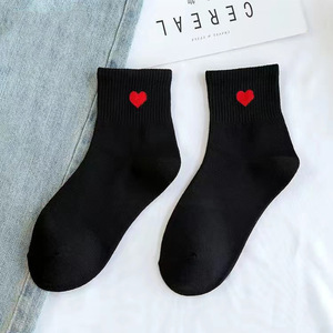 定制图案韩版棉袜秋冬带爱心可爱中筒女袜 - Product Image 2