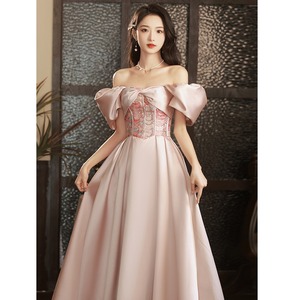 NNR Abiti Eleganti per Madre della Sposa in Vendita, Oro Champagne in Raso, Linea A, Ricamo ELEGANTE, Abiti da Sera Traspiranti per Donne - Product Image 4