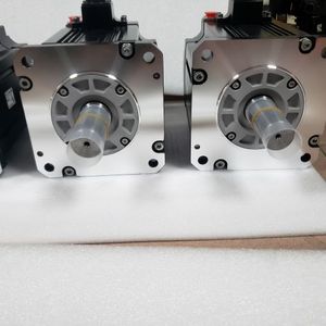 Motor HG-SR502 HG-SR502B HG-SR502BK 0.5KW 208-240V Hecho en Japón HG-SR502 HG-SR502 HG-SR502 - Product Image 4