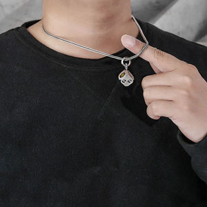 Colgante de dados de esqueleto, collar Vintage, cadena de hueso minimalista, joyería, accesorio para hombres, colección de reliquias de jugadores negros de probabilidad - Product Image 4