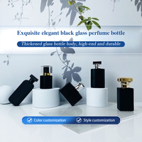 Vente flash - Flacon de parfum en verre transparent rectangulaire noir personnalisé de luxe 30 ml 50 ml 100 ml avec tête de pulvérisation