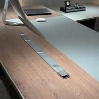 Bureau de direction de luxe, bureau de cadre, poste de travail de bureau, bureau de direction, poste de travail de bureau, ordinateur de bureau