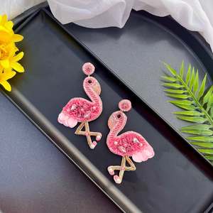 Boucles d'oreilles pendantes bohèmes uniques faites à la main avec perles, bijoux ethniques élégants pour femmes, accessoires de déclaration stylés - Product Image 3