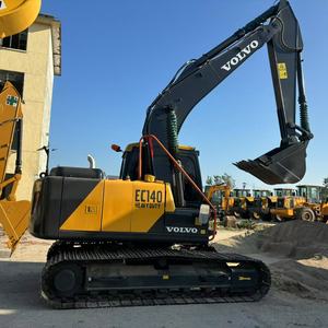 รถขุดตีนตะขาบ Volvo EC140D มือสอง 14 ตัน รถขุดไฮดรอลิก ชั่วโมงการใช้งานต่ำ เครื่องจักรก่อสร้างสำหรับงานดิน มีสินค้าในสต็อก - Product Image 1